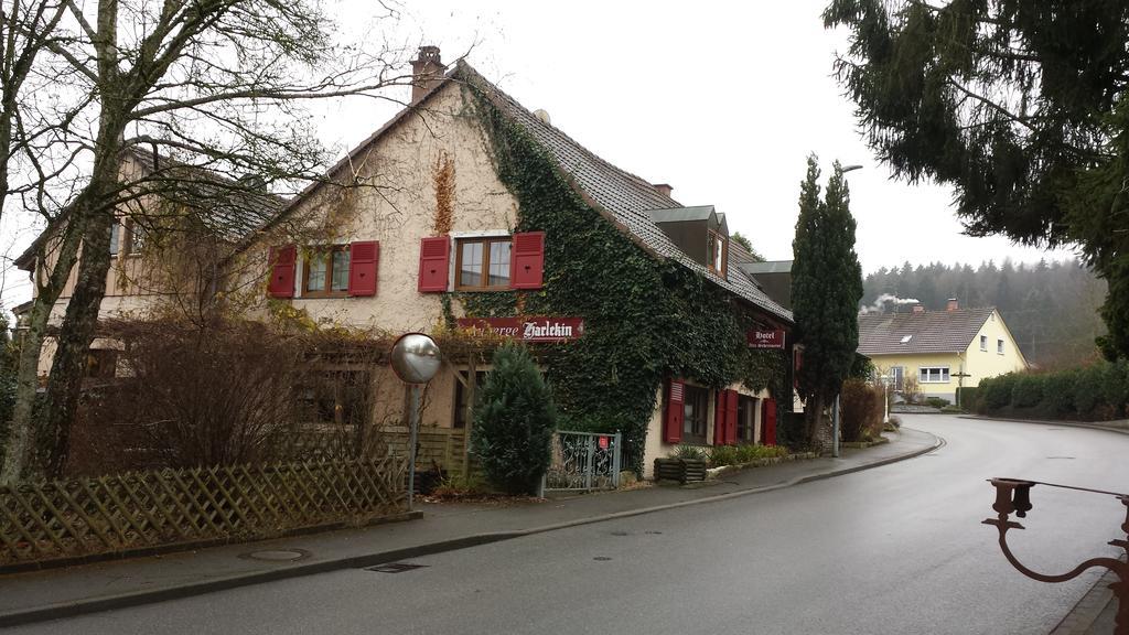 Alte Schreinerei-Auberge Harlekin Randegg Luaran gambar