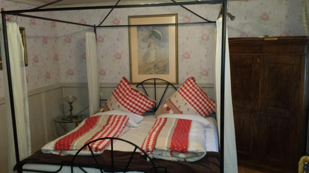 Alte Schreinerei-Auberge Harlekin Randegg Luaran gambar