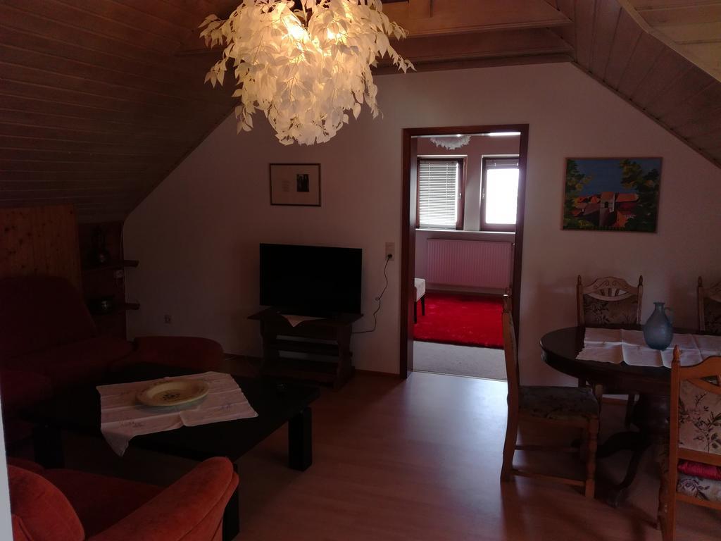Alte Schreinerei-Auberge Harlekin Randegg Luaran gambar