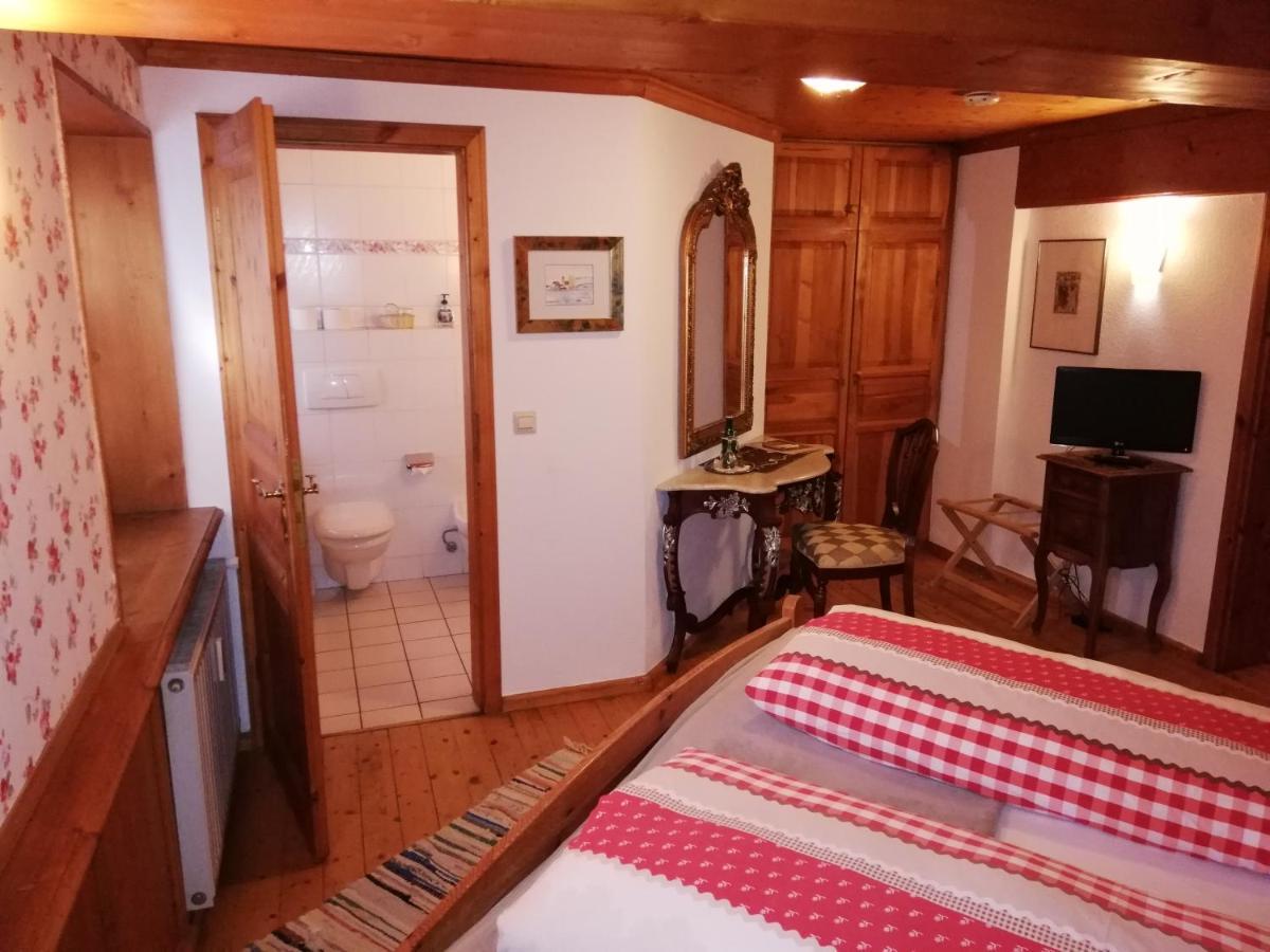 Alte Schreinerei-Auberge Harlekin Randegg Luaran gambar